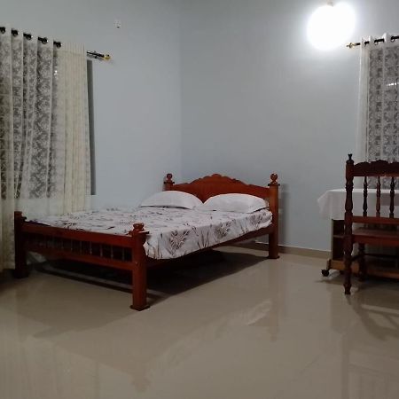 Nallukettu Service Villa Mundrothuruth Extérieur photo