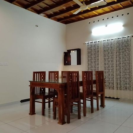 Nallukettu Service Villa Mundrothuruth Extérieur photo