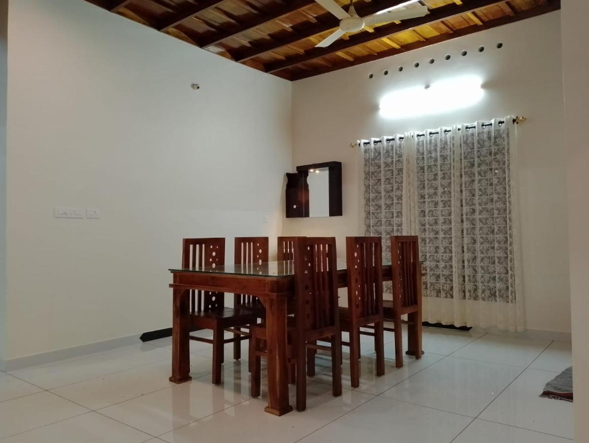 Nallukettu Service Villa Mundrothuruth Extérieur photo
