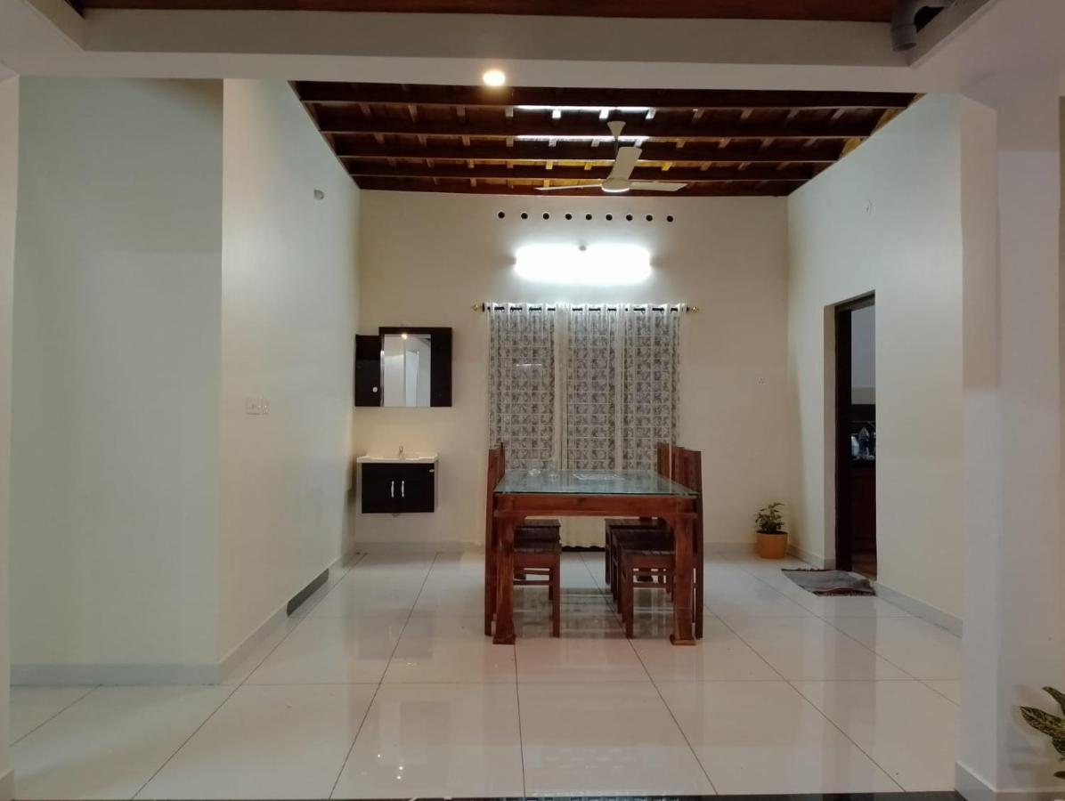 Nallukettu Service Villa Mundrothuruth Extérieur photo
